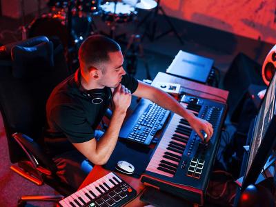 Person working with independent recording equipment