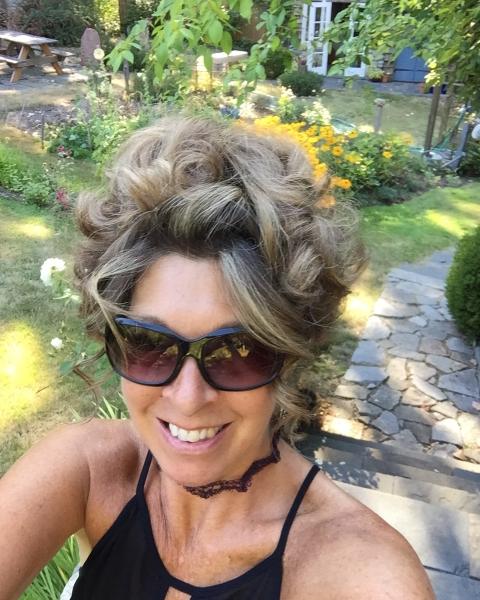 Headshot of Jennifer Andrews