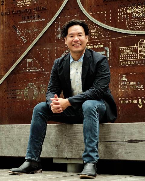 Headshot of Ming Yaun Low