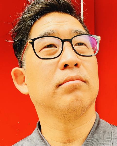 Woody Pak Headshot