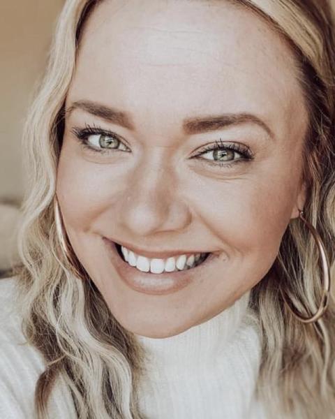 Isabeau Miller Image