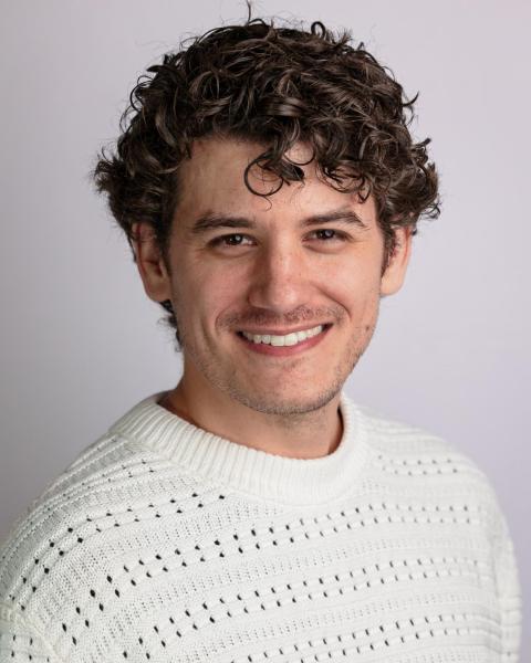 Zack Lucia headshot