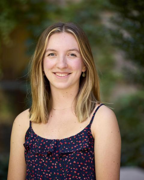 Aoife Schenz headshot