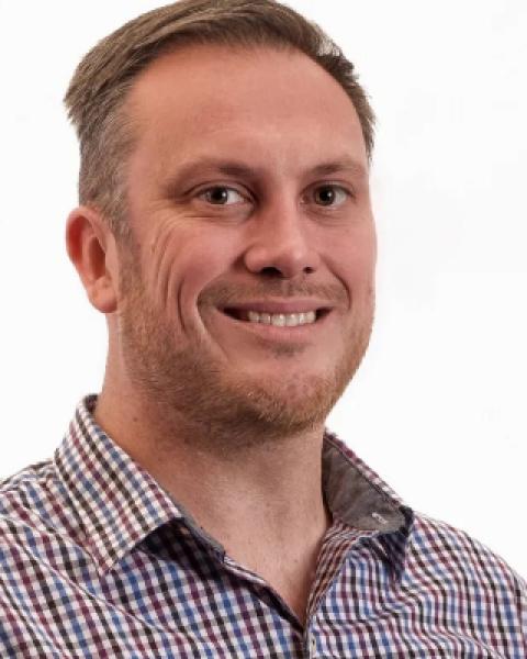 Andy Crawford headshot