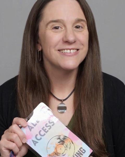 Julie Viscardi-Smalley Image
