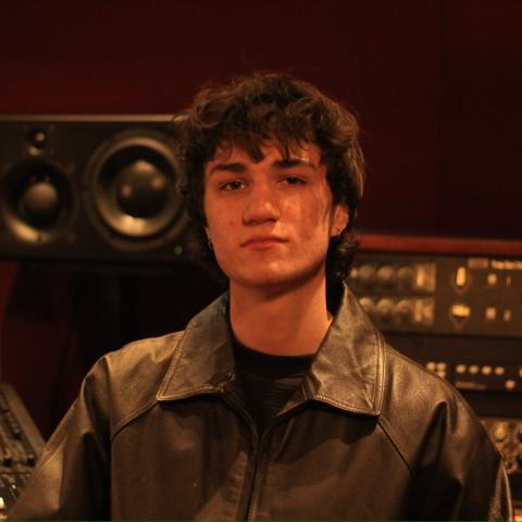 Zeke Sacaridiz, featured performer for Berklee Summer in the City 2026.