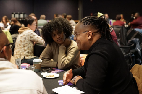 A picture of roundtable discussions.