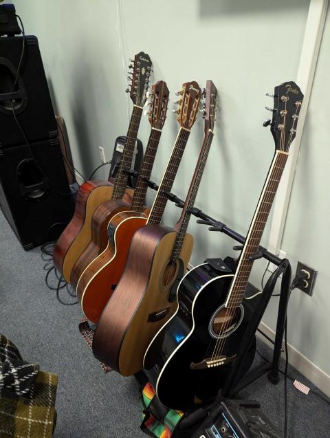 A photo of guitars.