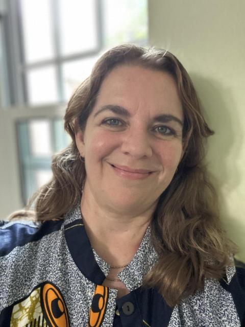 Headshot of Lara Pellegrinelli