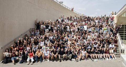 Berklee Valencia students group picture at Convocation Day 