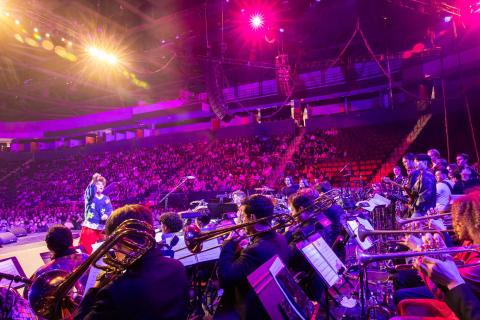 Jacob Collier leads Berklee student orchestra at commencement concert