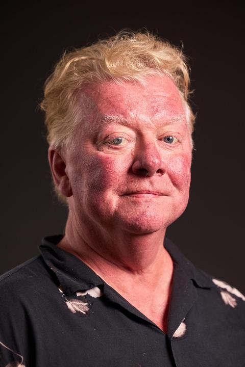 Damien Bracken headshot