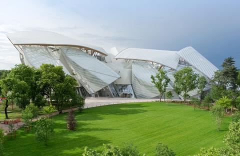 view of the Fondation Louis Vuitton building in Paris