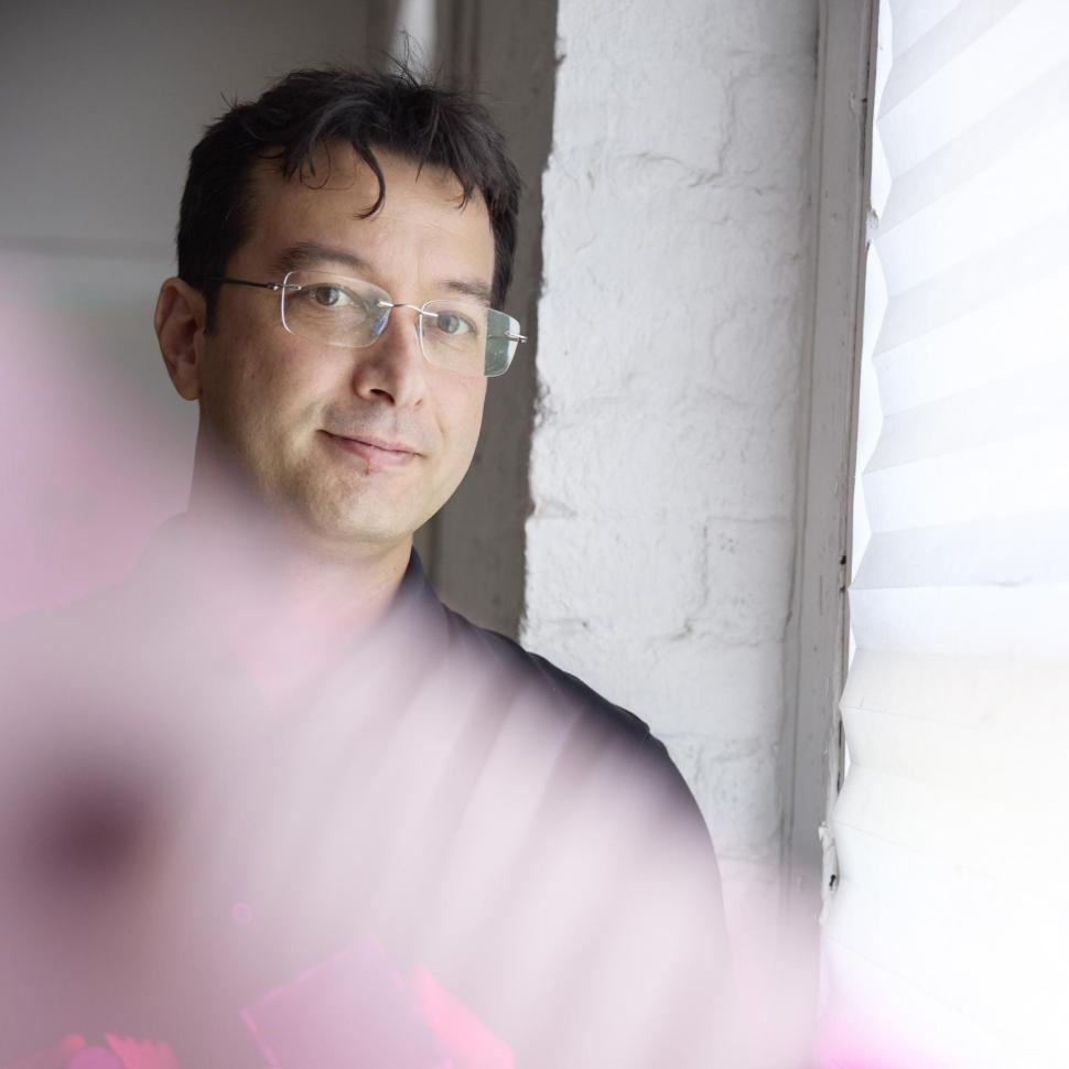 akito van troyer head shot